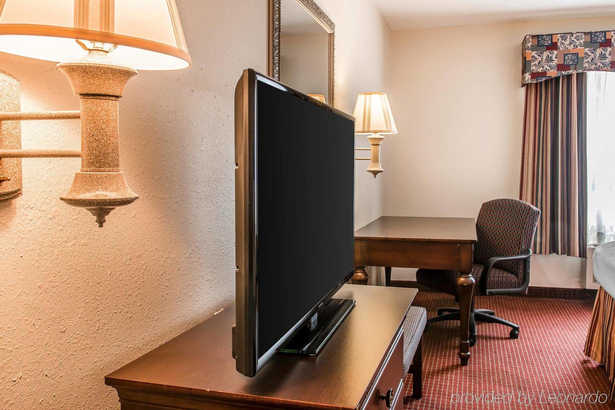 Motel 6 Elkhart, In Ngoại thất bức ảnh